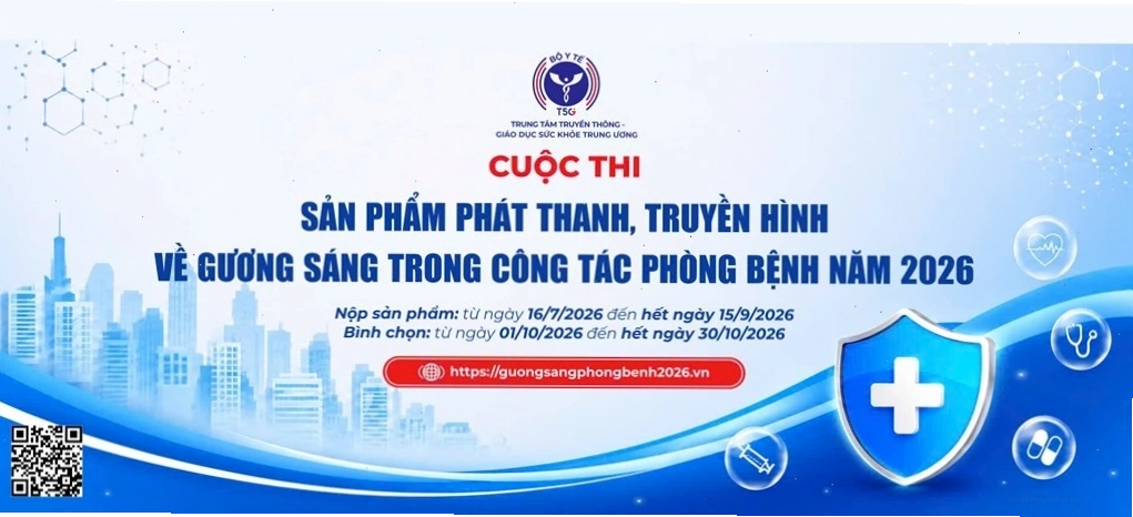 Bác sĩ tư vấn cho bệnh nhân ung thư lưỡi