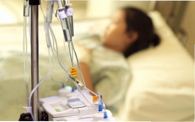 Chi phí hóa trị cao hơn xạ trị và phẫu thuật ung thư dạ dày