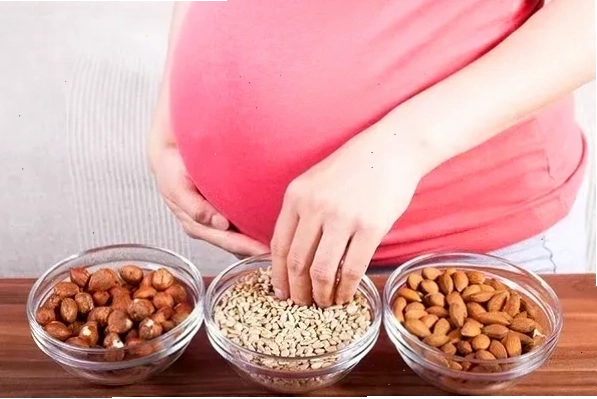 Hình ảnh minh họa tin đồn ăn mì gói bị ung thư