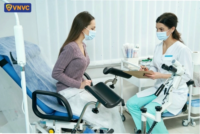 Khám phụ khoa để tầm soát ung thư cổ tử cung