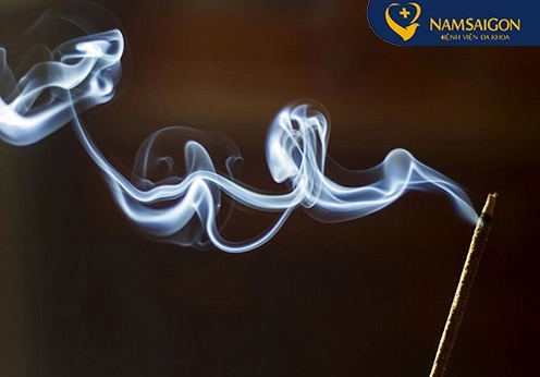 Khói nhang: Nguy cơ tiềm ẩn gây ung thư và ảnh hưởng sức khỏe