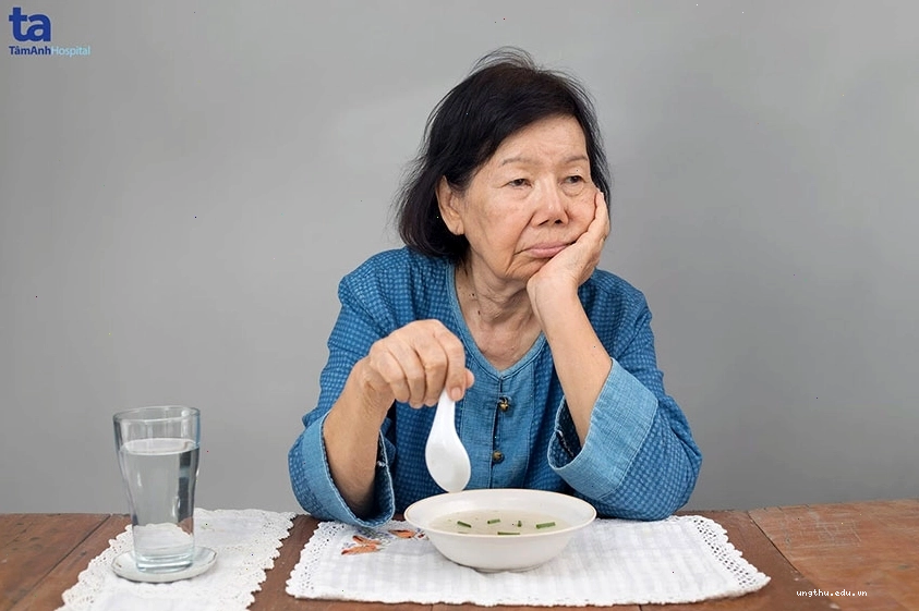 Người bệnh cảm thấy mệt mỏi, sụt cân