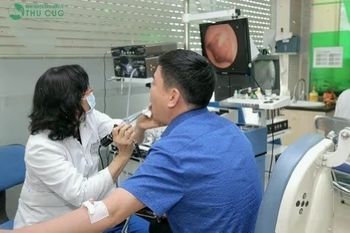 Soi họng và sinh thiết giúp chẩn đoán hình ảnh ung thư amidan