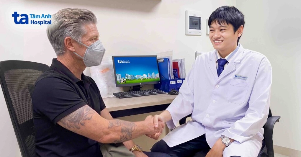 Ung thư hạ hầu giai đoạn 4: Phác đồ điều trị và tiên lượng tại Việt Nam